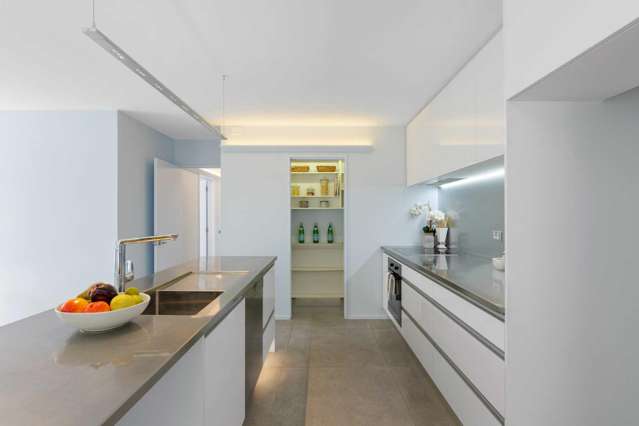 1/64 Hewitts Road Merivale_3