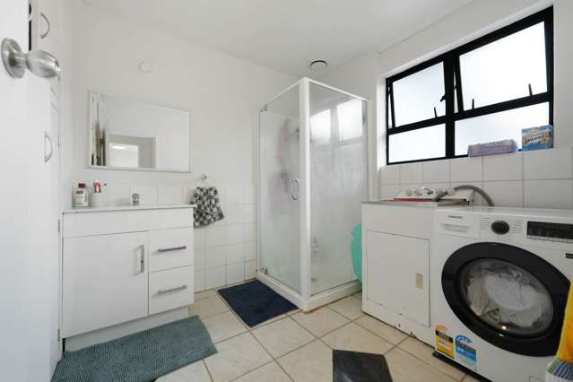 8 McLennan Road Mt Wellington_1