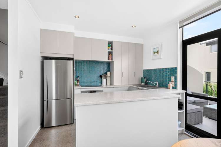 4/16 Huron Street Takapuna_14