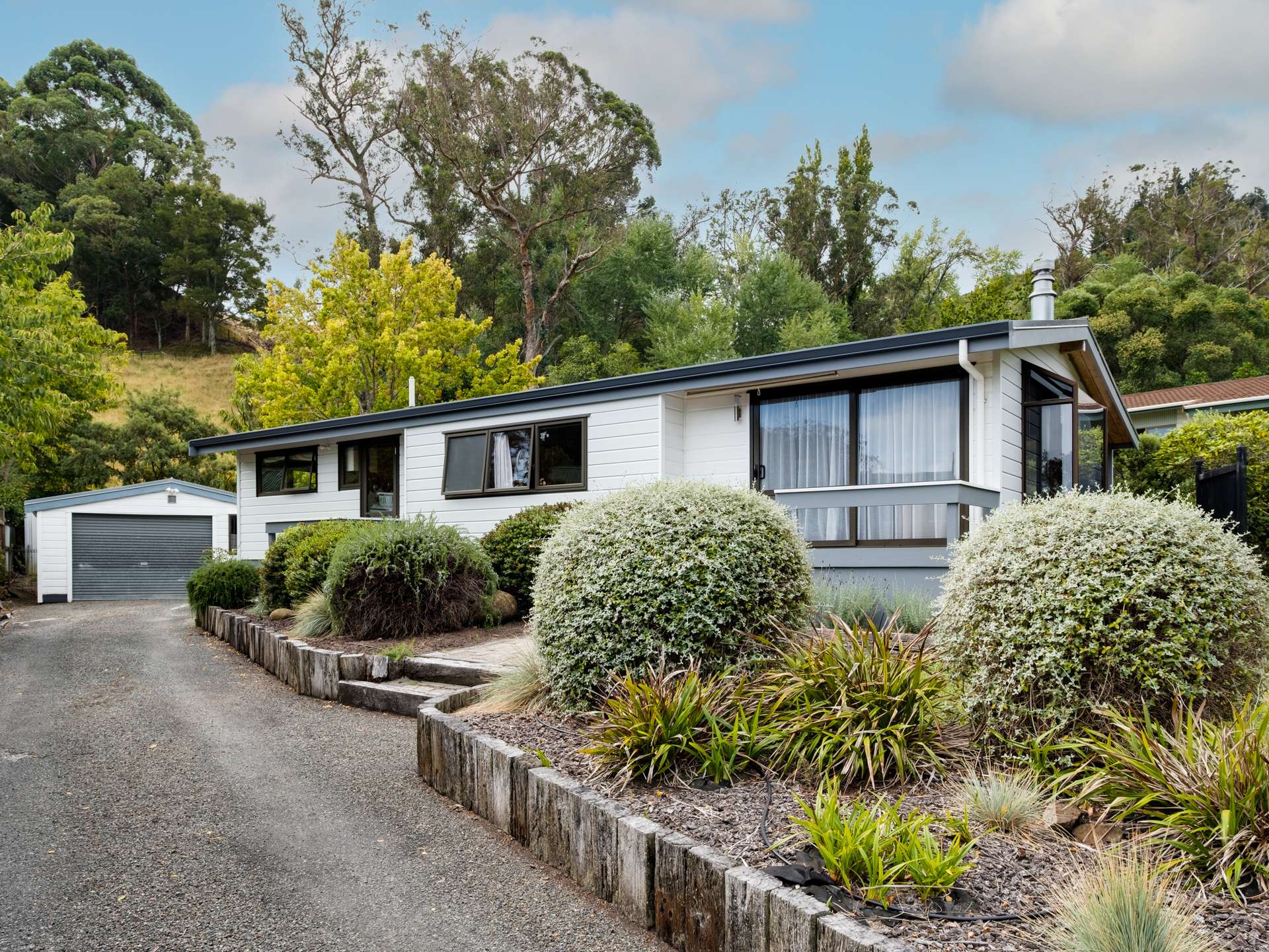 48 Sunvale Crescent Whataupoko Gisborne District Houses for Sale