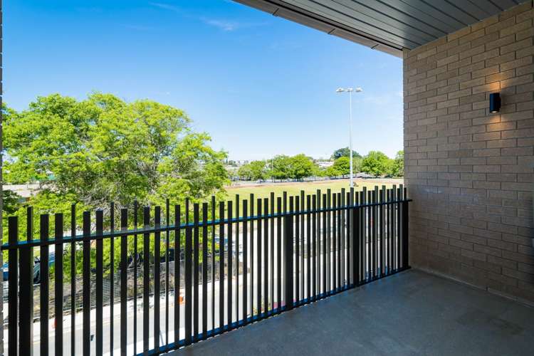 201/36a Greenslade Crescent Northcote_11