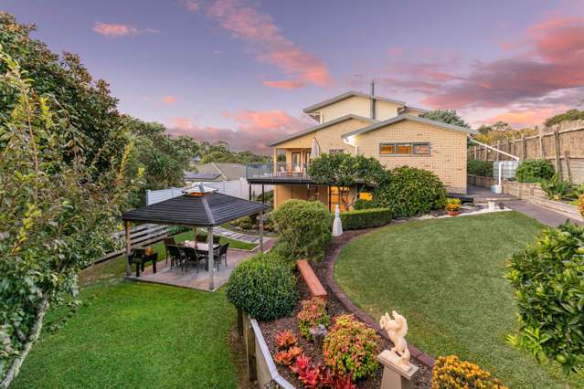 LARGE HOME WITH SPACE FOR HOME BUSINESS