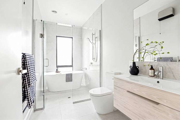 3 Kirkland Crescent Harewood_19