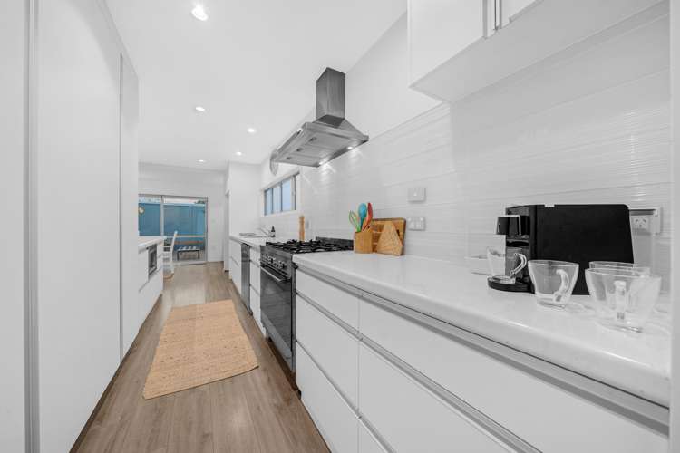 5 Frank Place Hill Park_13