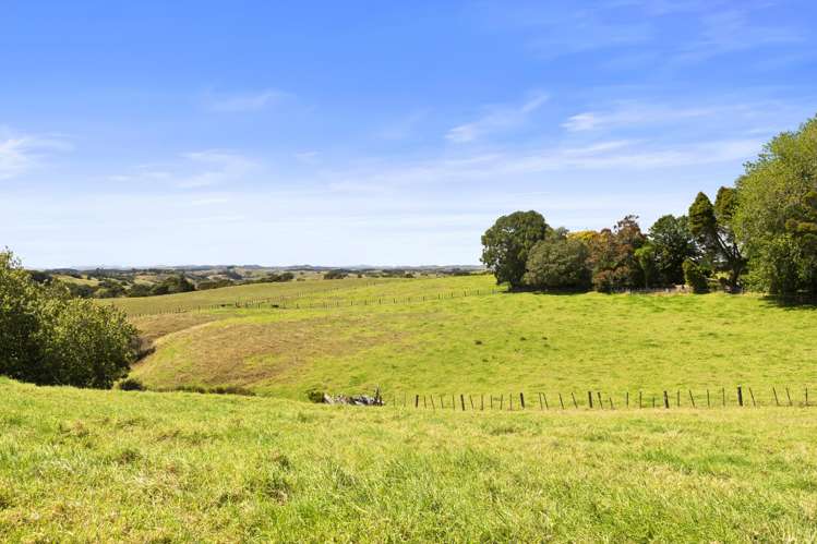 1761 Highway 22 Pukekawa_11