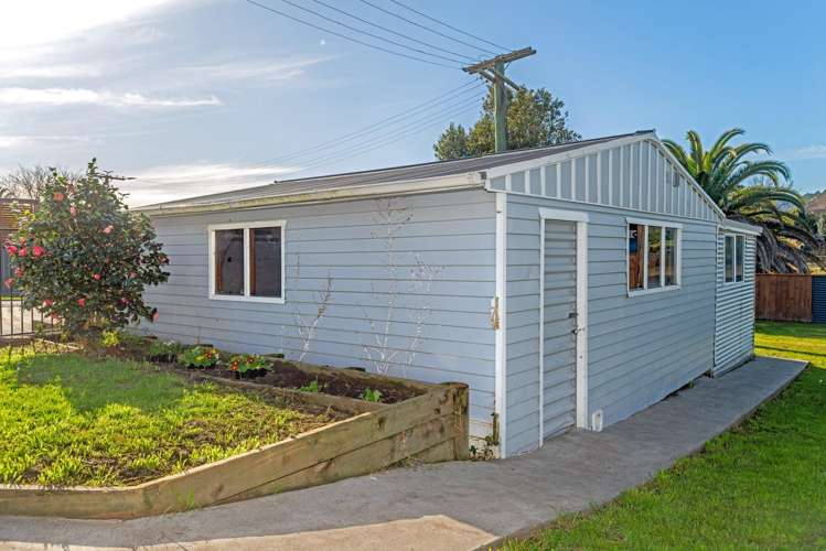 2 Cobden Street Gisborne_33