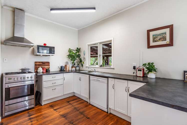 126 Fordyce Road Parakai Helensville_6