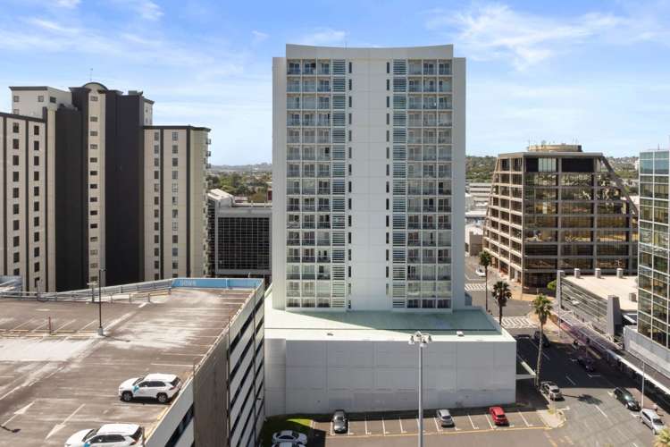 1601/17 Amersham Way Manukau Central_15