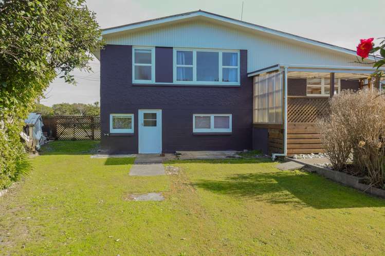 32 Domett Esplanade Cobden_42