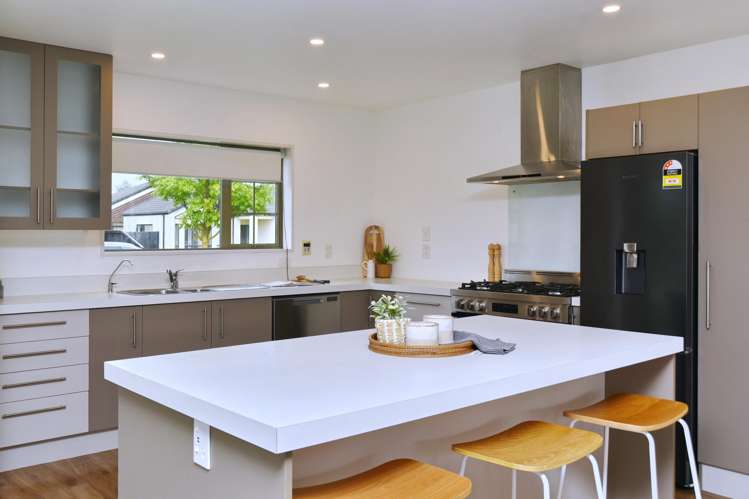 63 Puhara Avenue Parklands_2