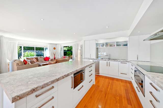 89 Travis Country Drive Burwood_2