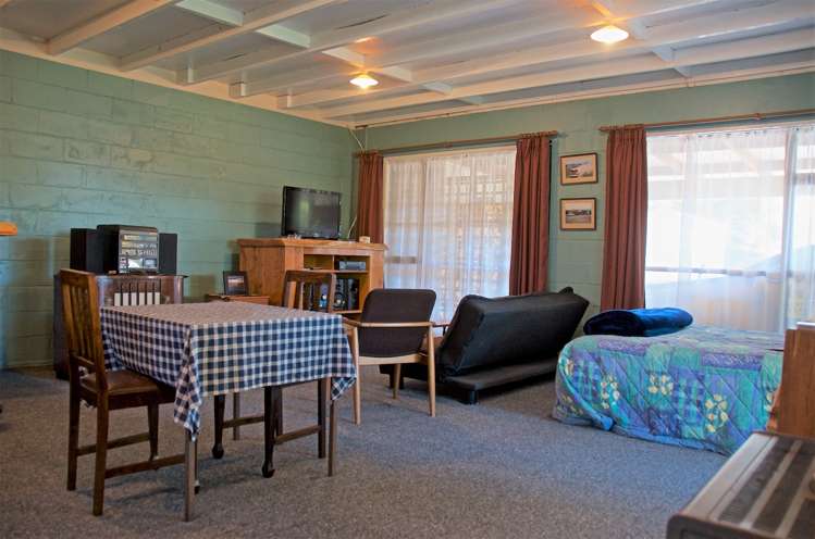 15 Weka Street Taihape and Surrounds_24