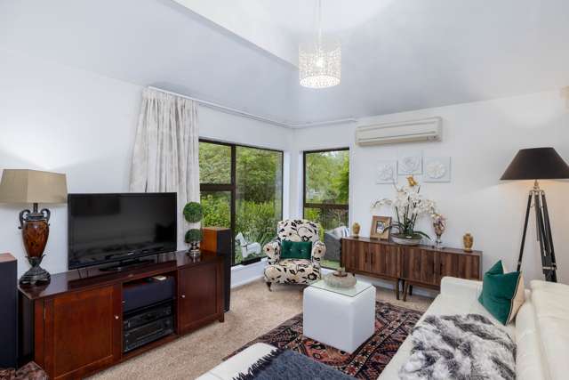 2/4 Heaphy Place Casebrook_2