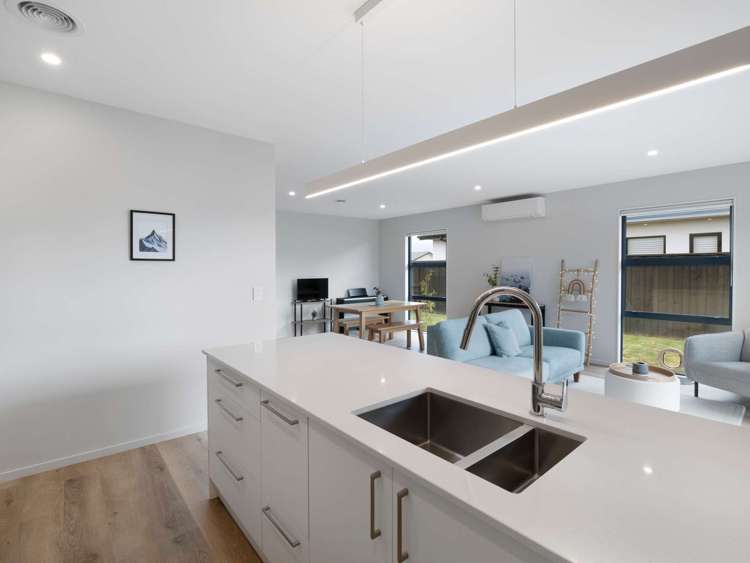 87 Benashet Drive Lincoln_8