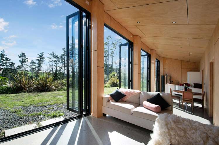 275 Taiapa Road Muriwai_13