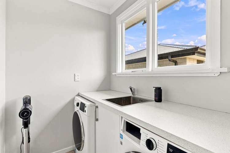 224 Gordon Road Mosgiel_13