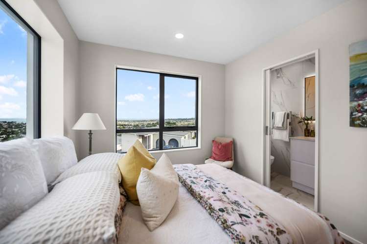 19/929-933 East Coast Road Torbay_6