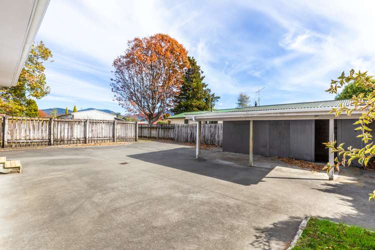 5 Mihipeka Grove Turangi_23
