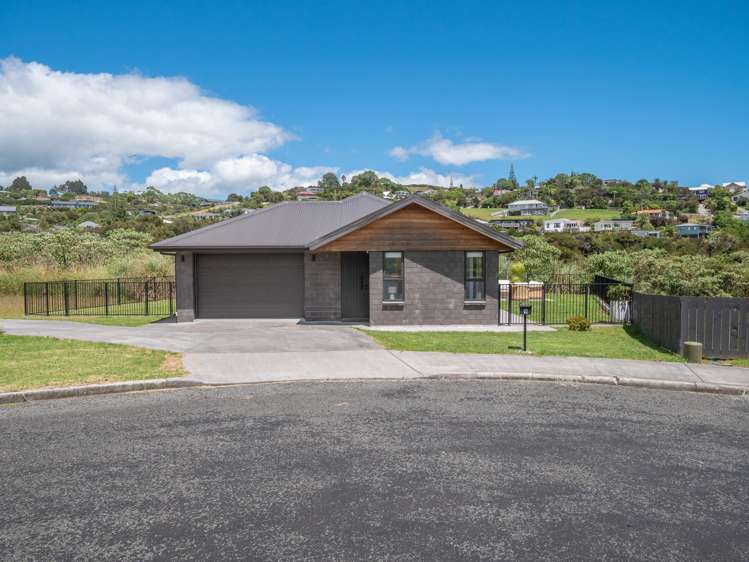 9 Loke Crescent Coopers Beach_12