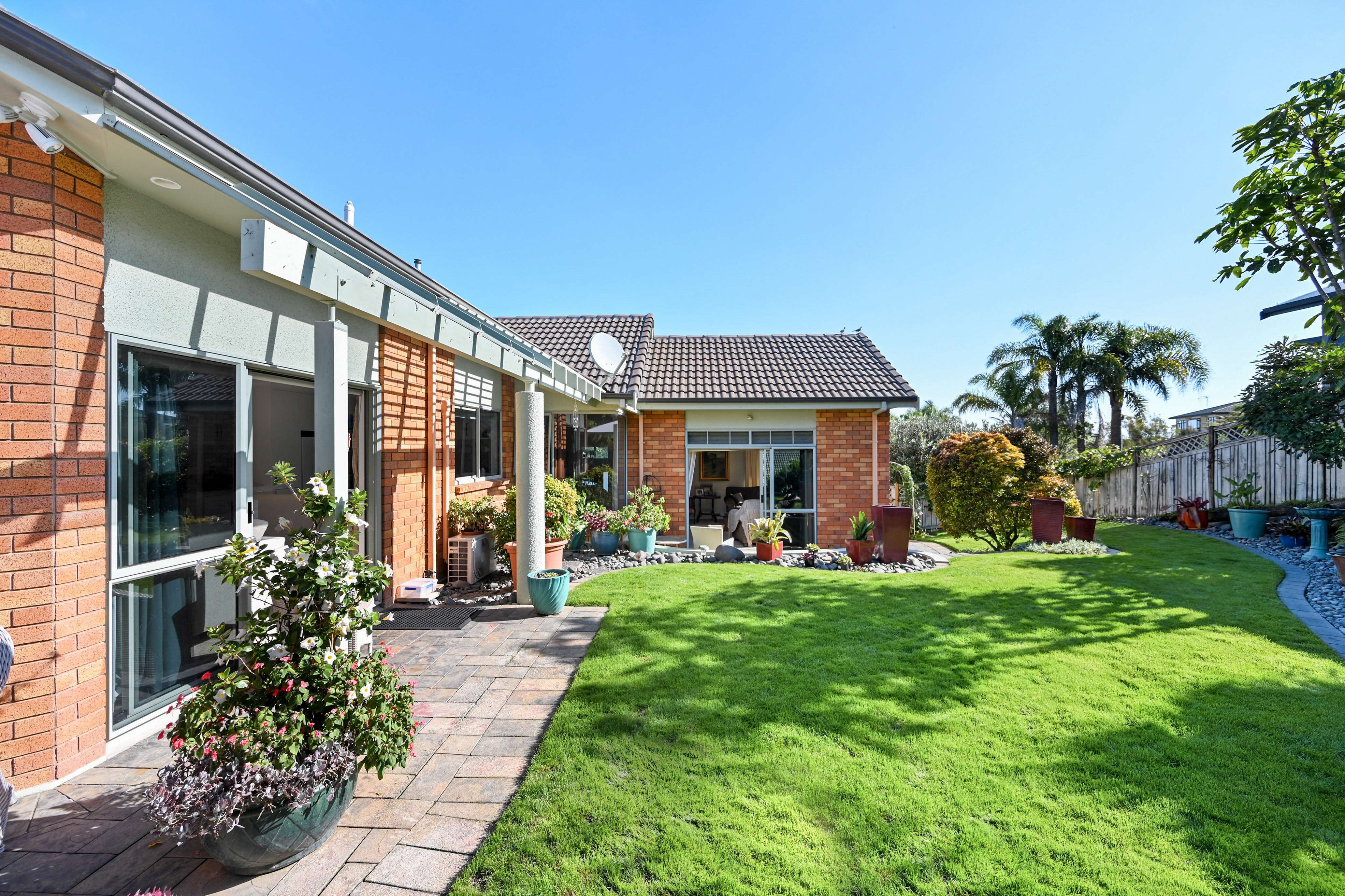 18 Munro Place Flagstaff Hamilton City Houses for Sale One Roof