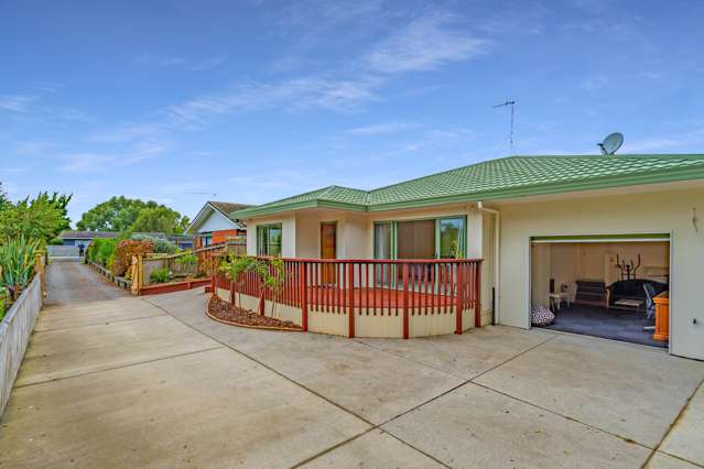 74b Mazengarb Road Paraparaumu Beach_1