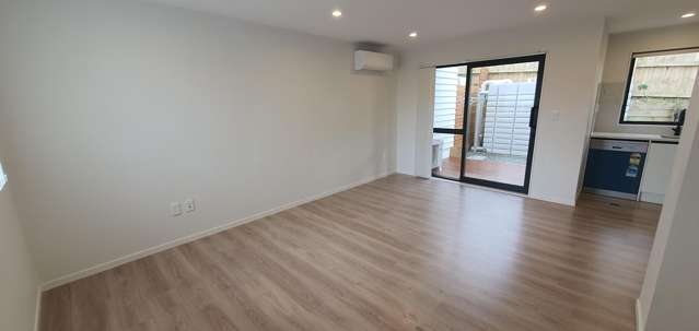 8/18 Kinross Street Blockhouse Bay_3