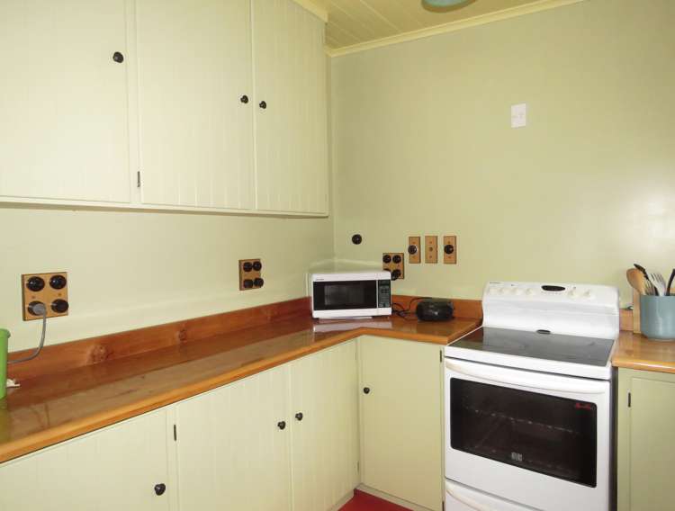 24 Hattie Street Reefton_17