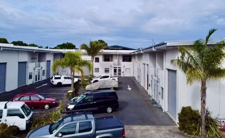 2/6 Loft Place Kumeu_5