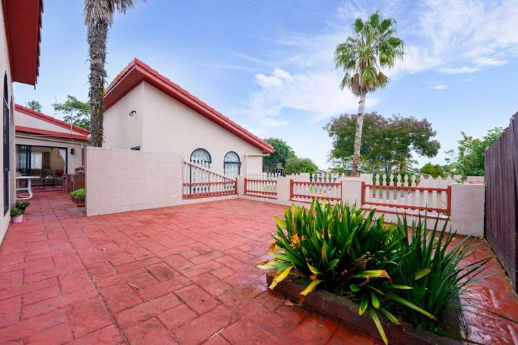 4 Photinia Place Botany Downs_7