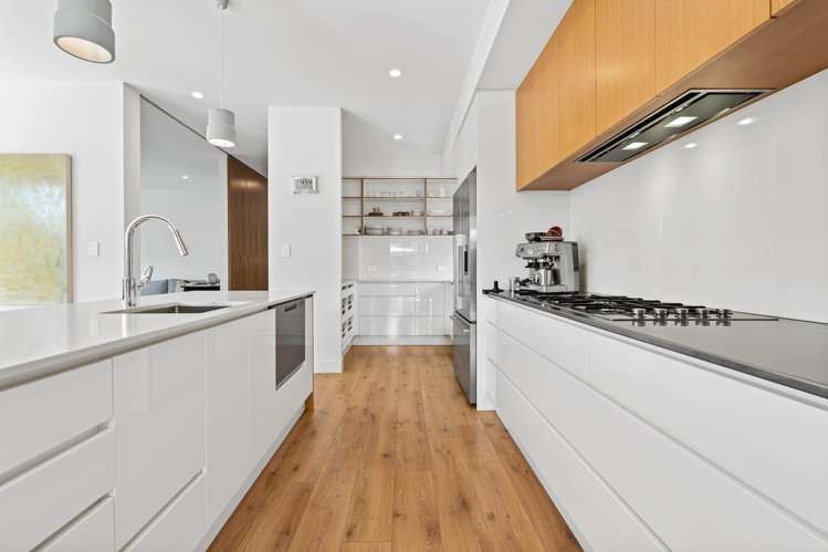 52 Walton Street Red Beach_12