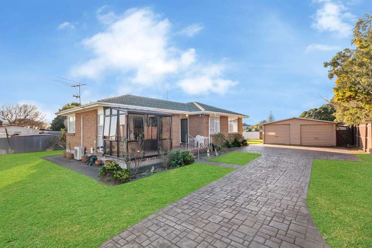 8 Warden Place Mangere Bridge_13