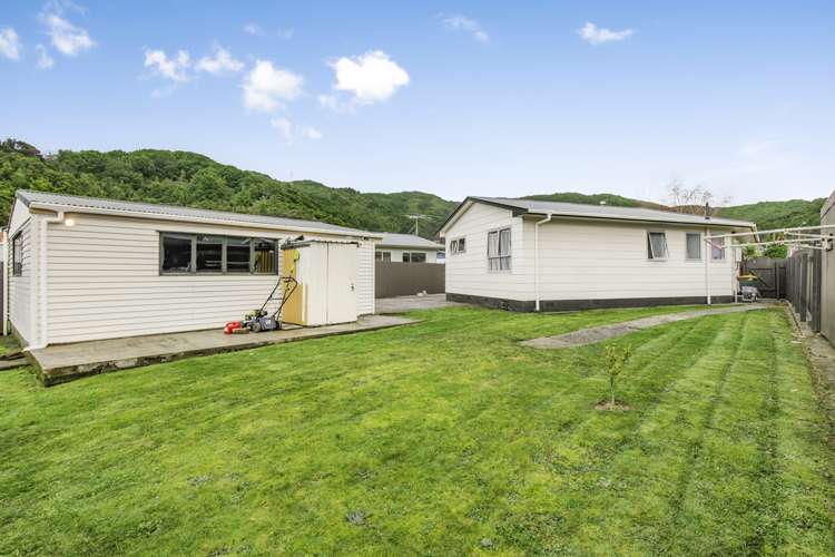 8 Rakaia Grove Wainuiomata_15