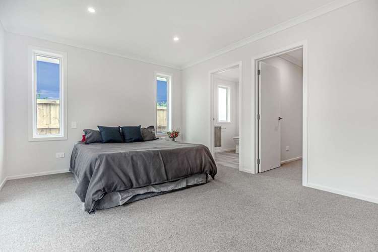 2/44 Byron Street Leamington_11