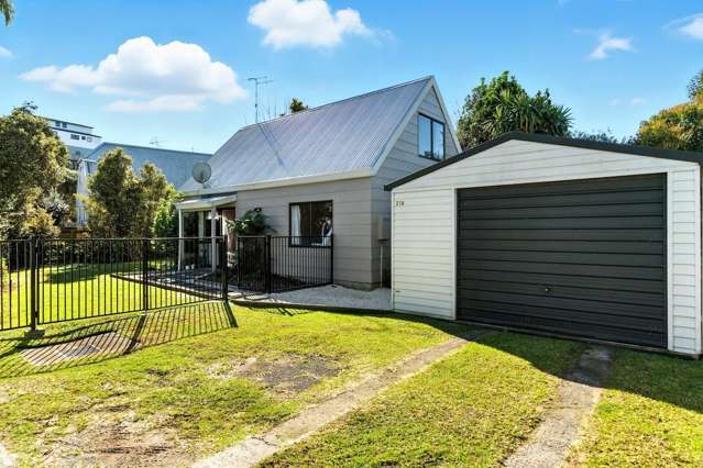 Sensational on Sylvania