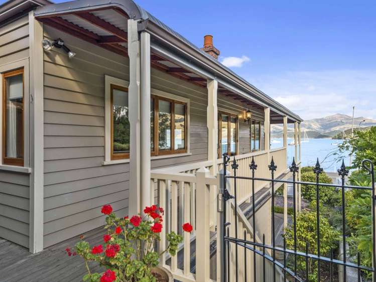 7 Beach Road Akaroa_16