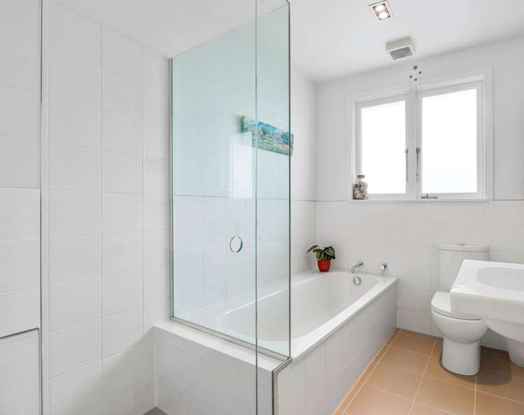 9 Warwick Avenue Westmere_12