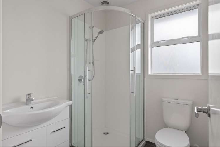 1/660 Gladstone Road Te Hapara_14