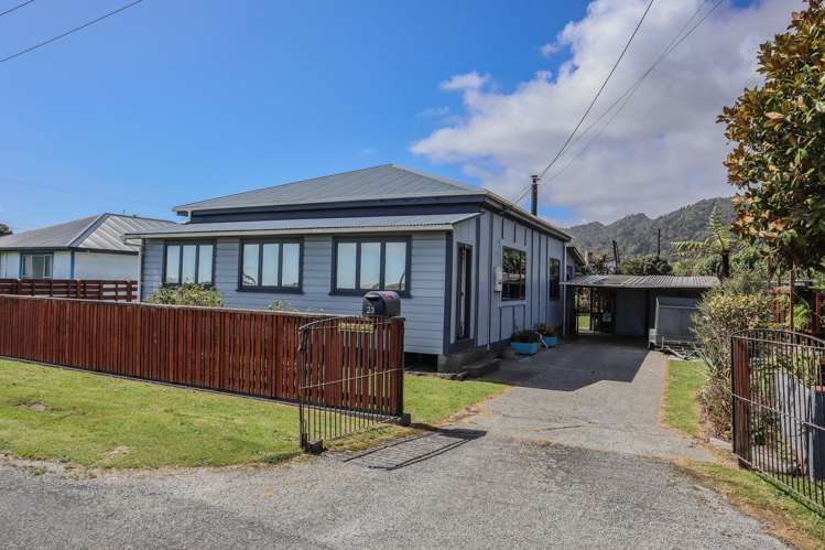 23 Nelson Quay Cobden_40