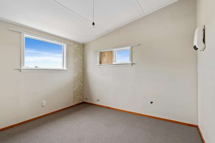 1 and 2/51 Portsmouth Street and 1 and 2/73 Hampshire Street Aranui_12