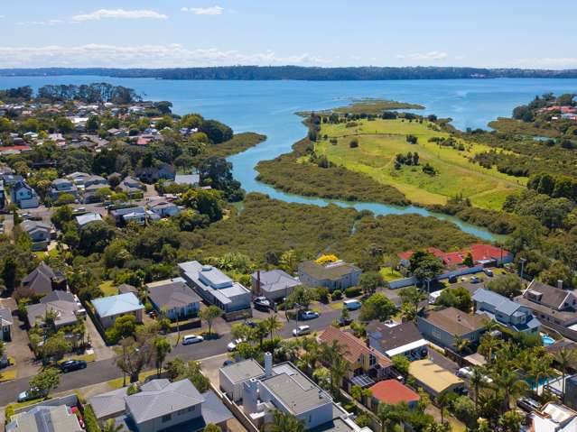 72 Wainui Avenue Point Chevalier_1