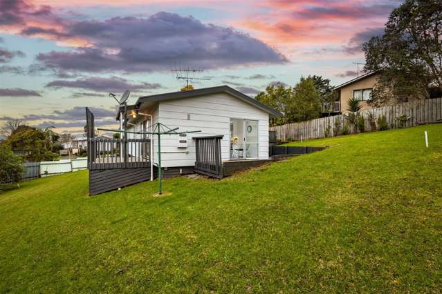 24 Garton Drive Massey_3