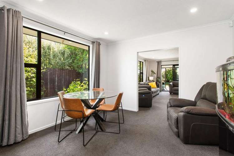 2/42 Briarmont Street Avondale_3