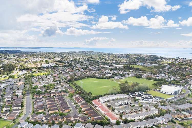 48/22 Northcross drive Oteha_24