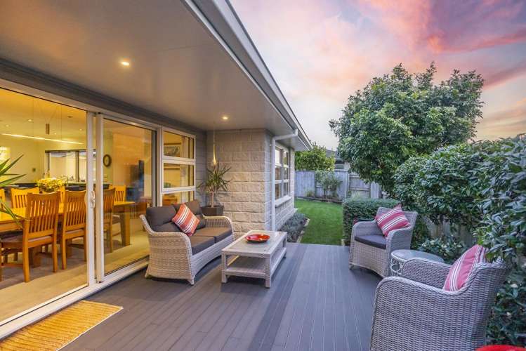 7 Otupoa Way Paraparaumu_1