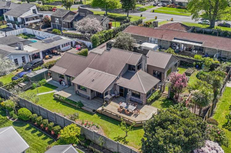 84 Burwood Road_2