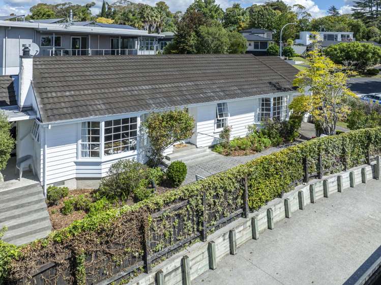 2 Aotea Crescent Havelock North_15