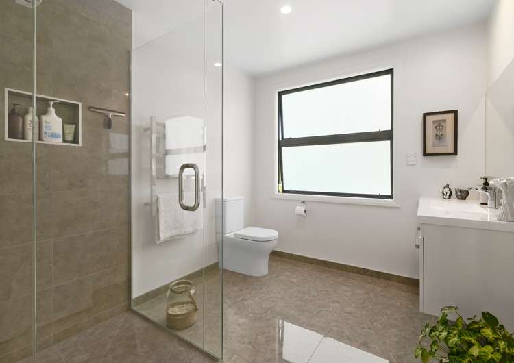 19h Te Mu Road Lake Tarawera_18