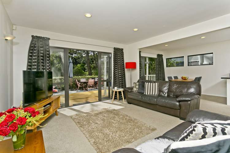 7/12 Herons Way Northcote_2