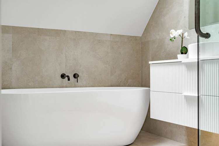 1/142 Riddell Road Glendowie_16