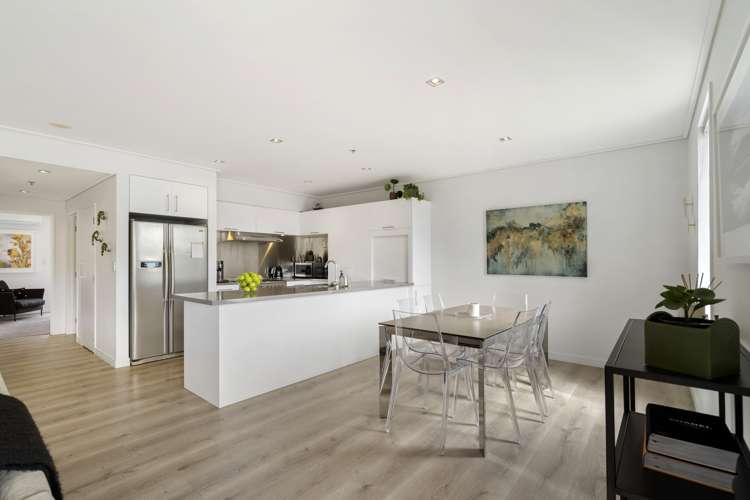 4a/24 Market Place Auckland Central_10